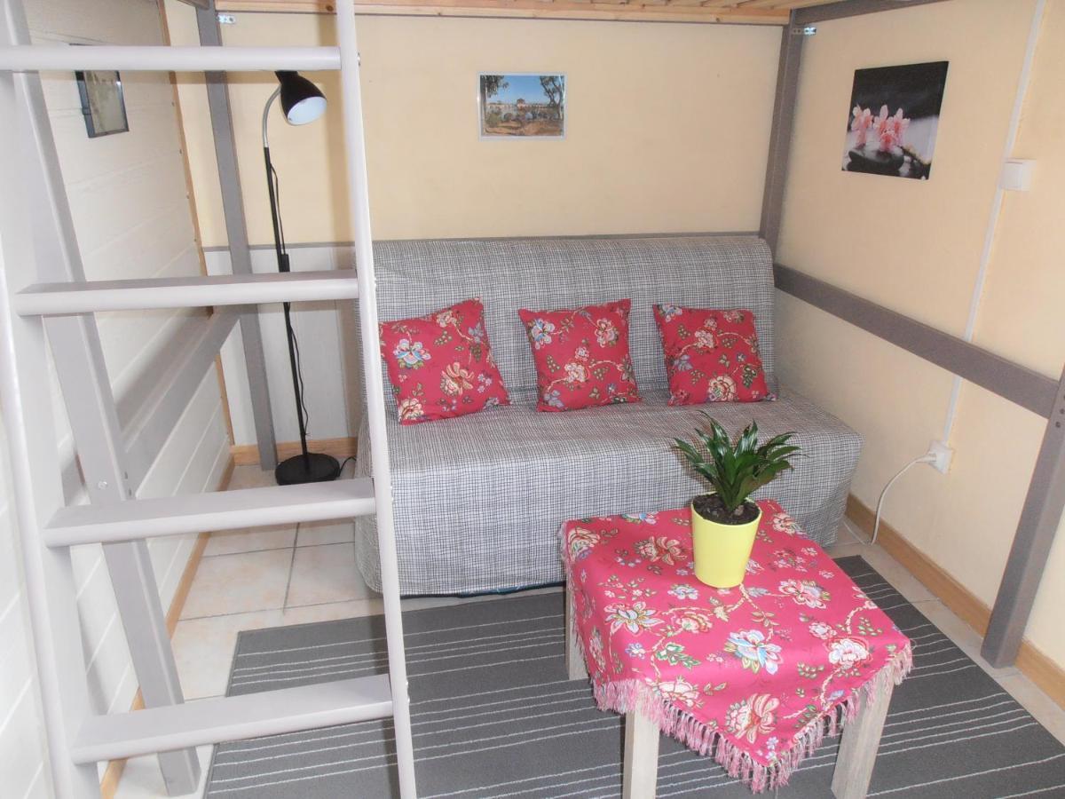 Petite chambre particulière La Force  Extérieur photo